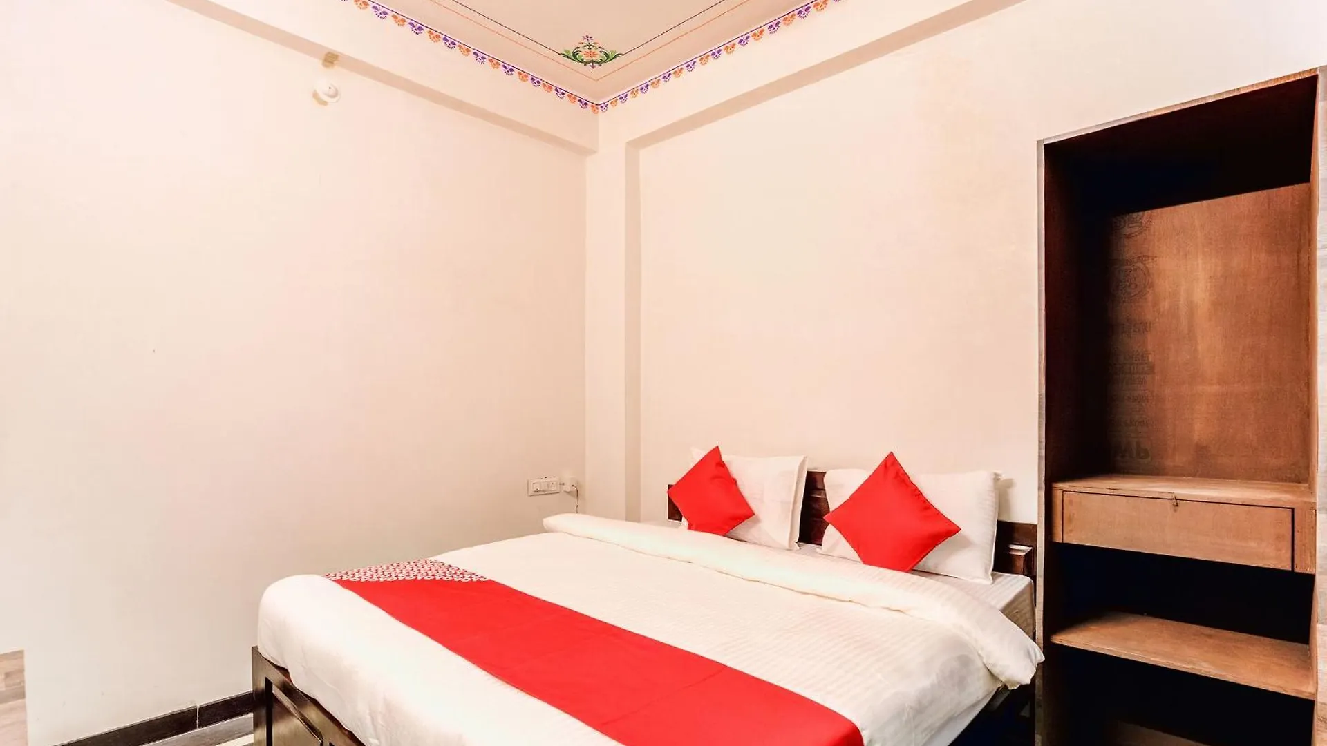 Hotel O Achrol Haveli Sukher 우다이푸르 4*,